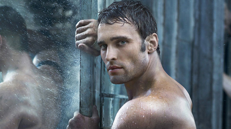 Τι είναι αυτό που κάνει ένα ανδρικό πρόσωπο αρρενωπό;